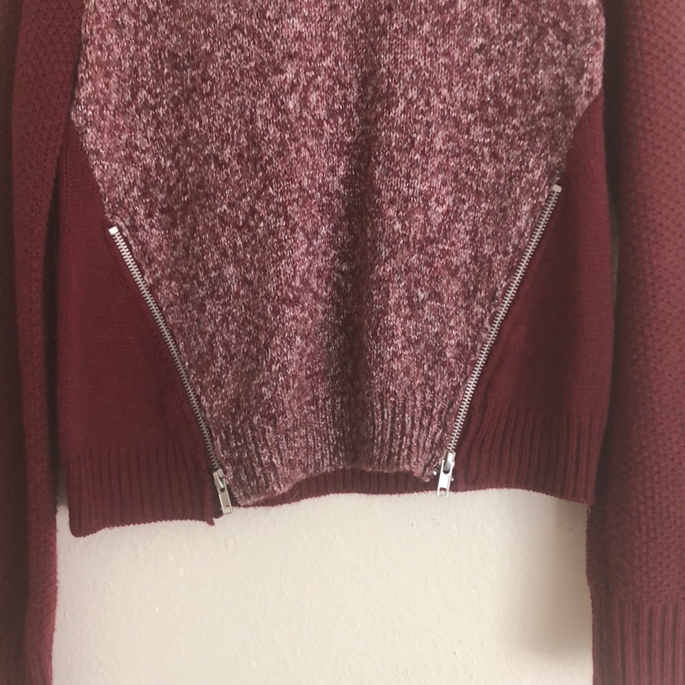 Sweater - Picture 2 of 3